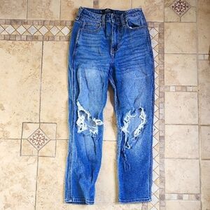 Hollister Light Blue Ultra High-Rise Mom Jeans